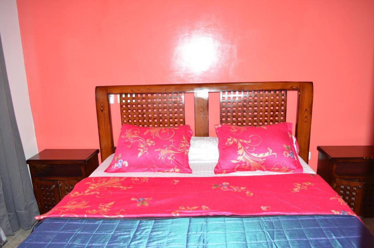 Apartament Vegas House Yaoundé Zewnętrze zdjęcie