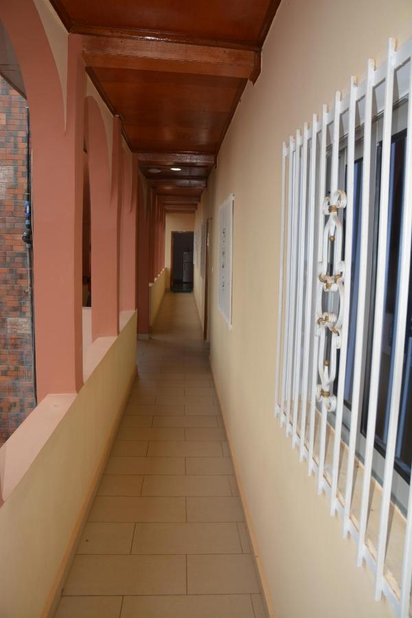 Apartament Vegas House Yaoundé Zewnętrze zdjęcie
